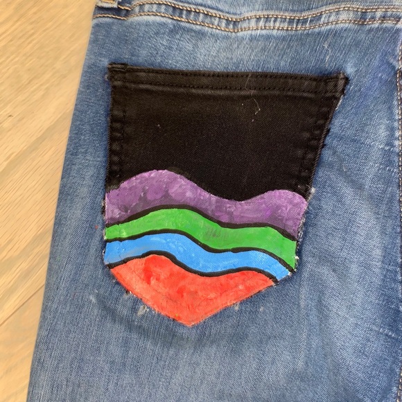 jeans- painted back pocket - Picture 5 of 5